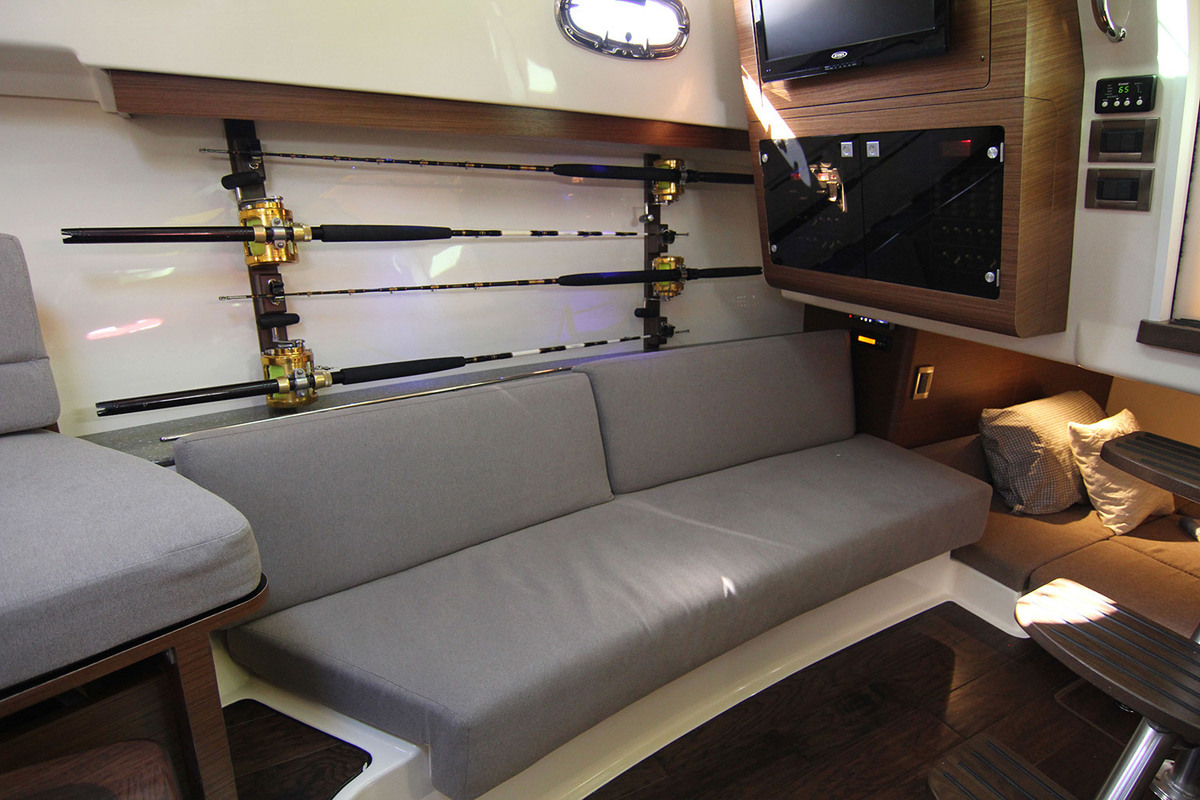 Boston Whaler 345 Conquest — foto 11 van 16