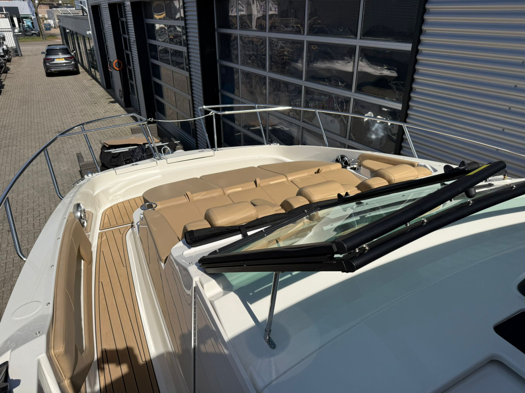 Sea Ray Sundancer 320 — foto 10 van 39
