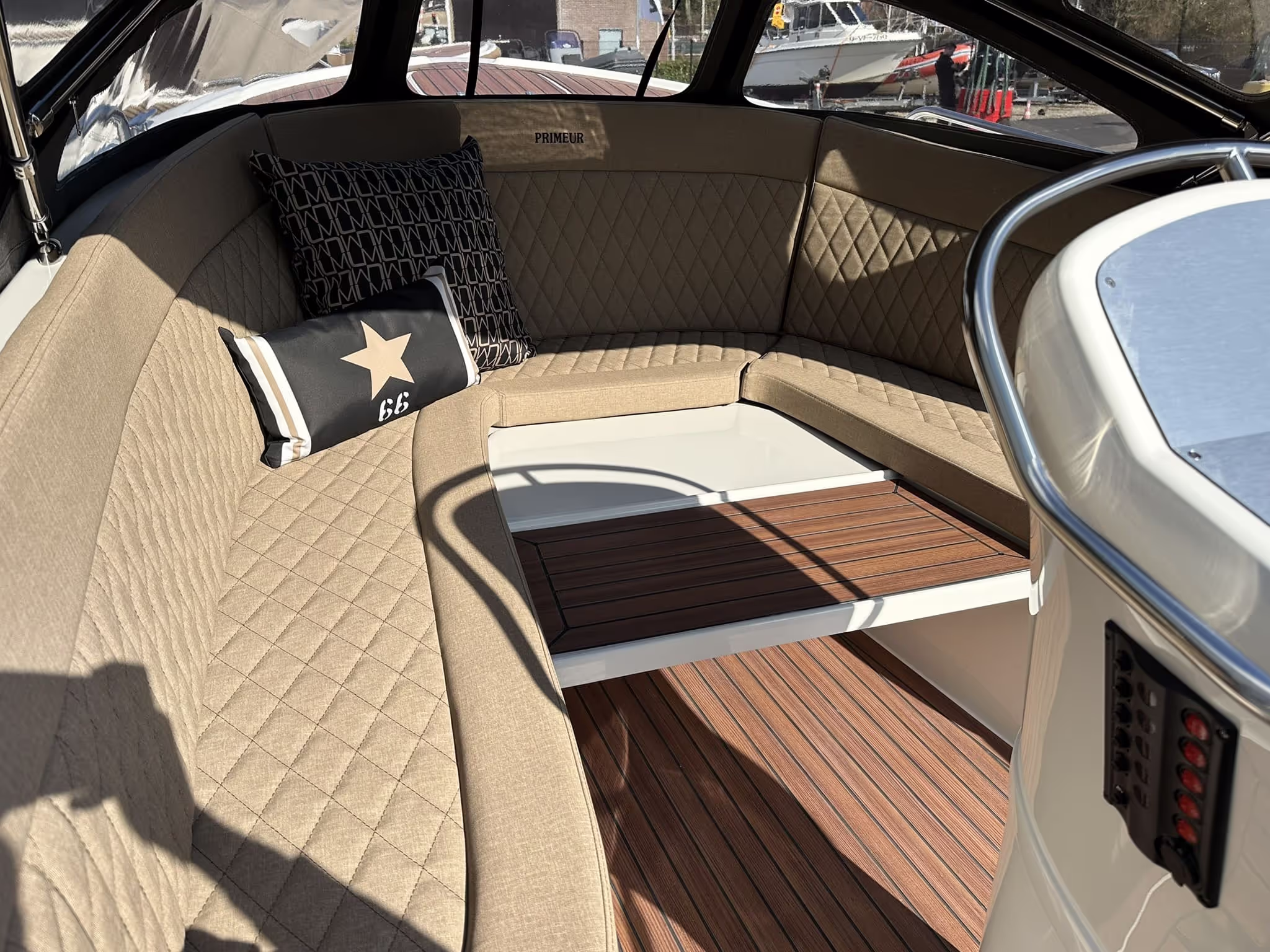 Primeur 615 Tender — foto 16 van 21