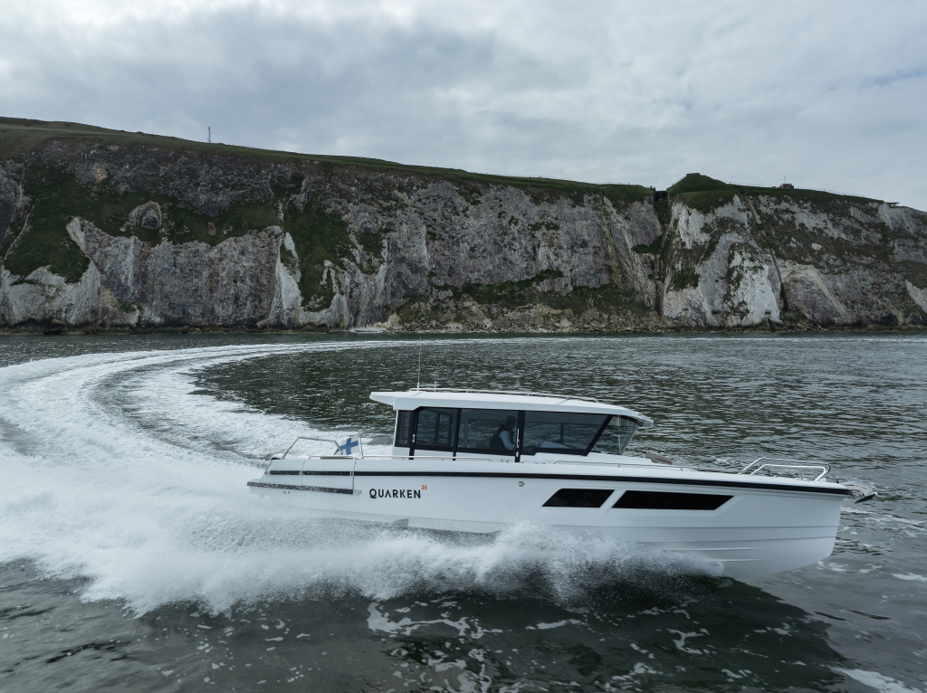 Quarken 35 Cabin + 2xF300 Yamaha — foto 27 van 65