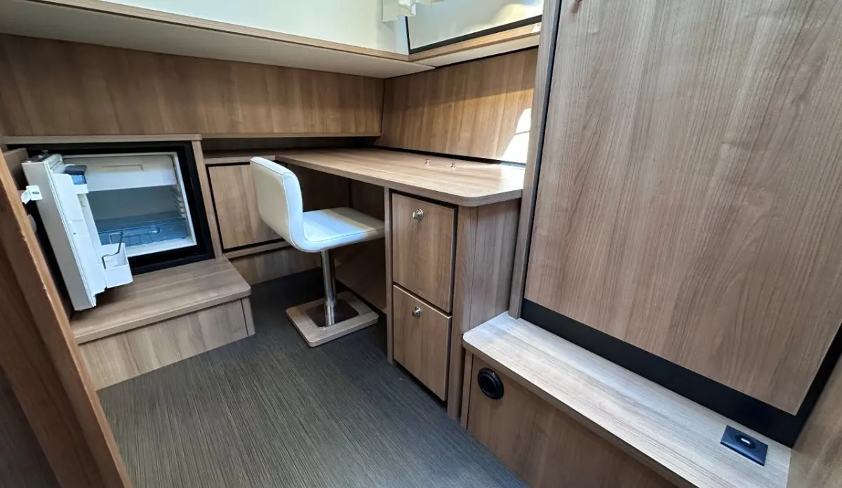 pre owned Linssen Grand Sturdy 40.0 AC-ref3736 — foto 11 van 12