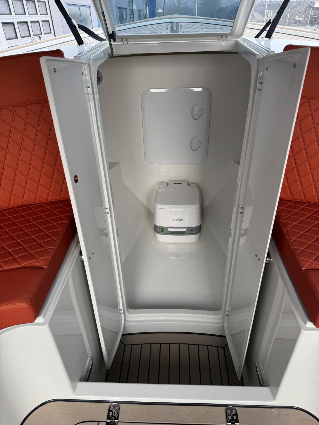 Antaris Seventy5 met Vetus 52 pk — foto 25 van 31