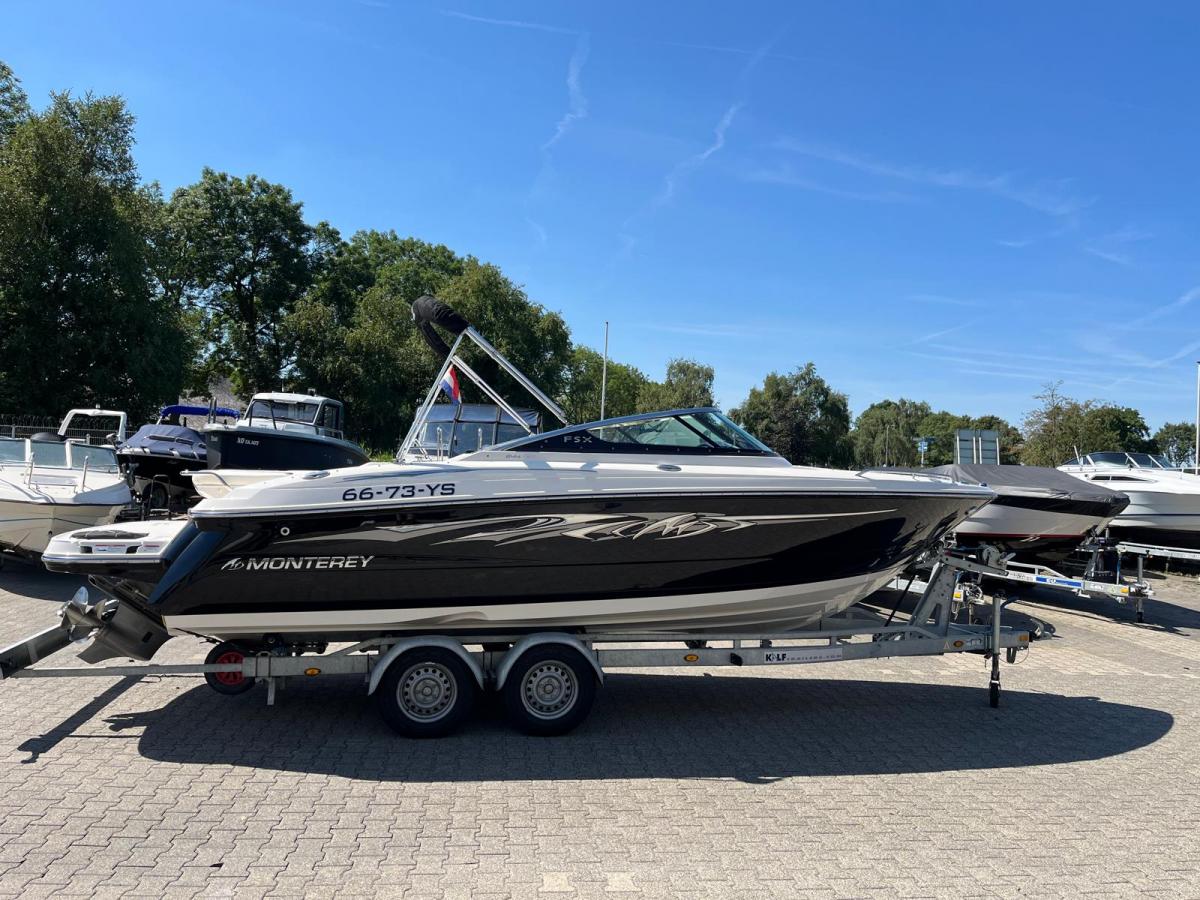Monterey 244 FSX  Bowrider — foto 9 van 20