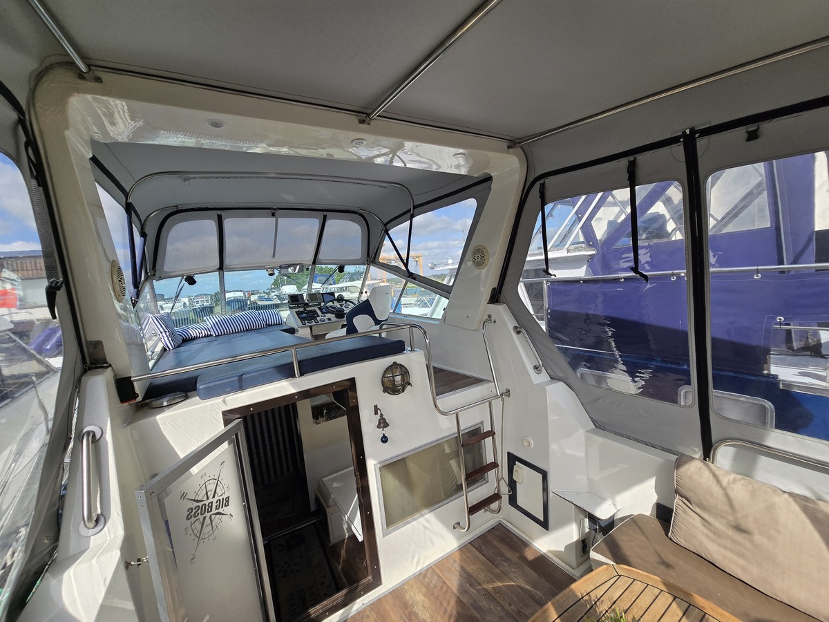 Fairline 32 Phantom — foto 2 van 22