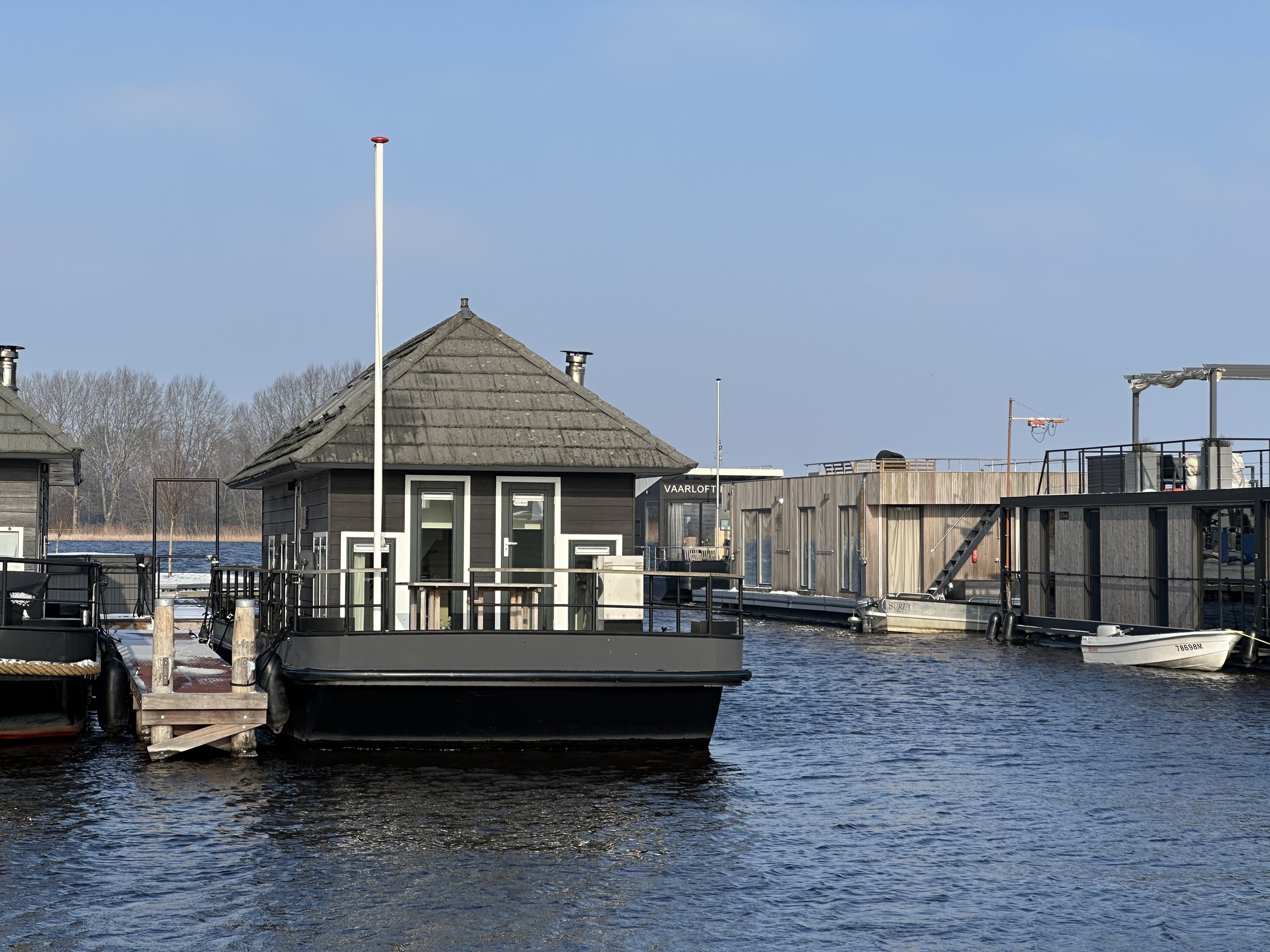 Prins Homeship 1350 Houseboat Flark Ligplaats Voorhanden — foto 3 van 31