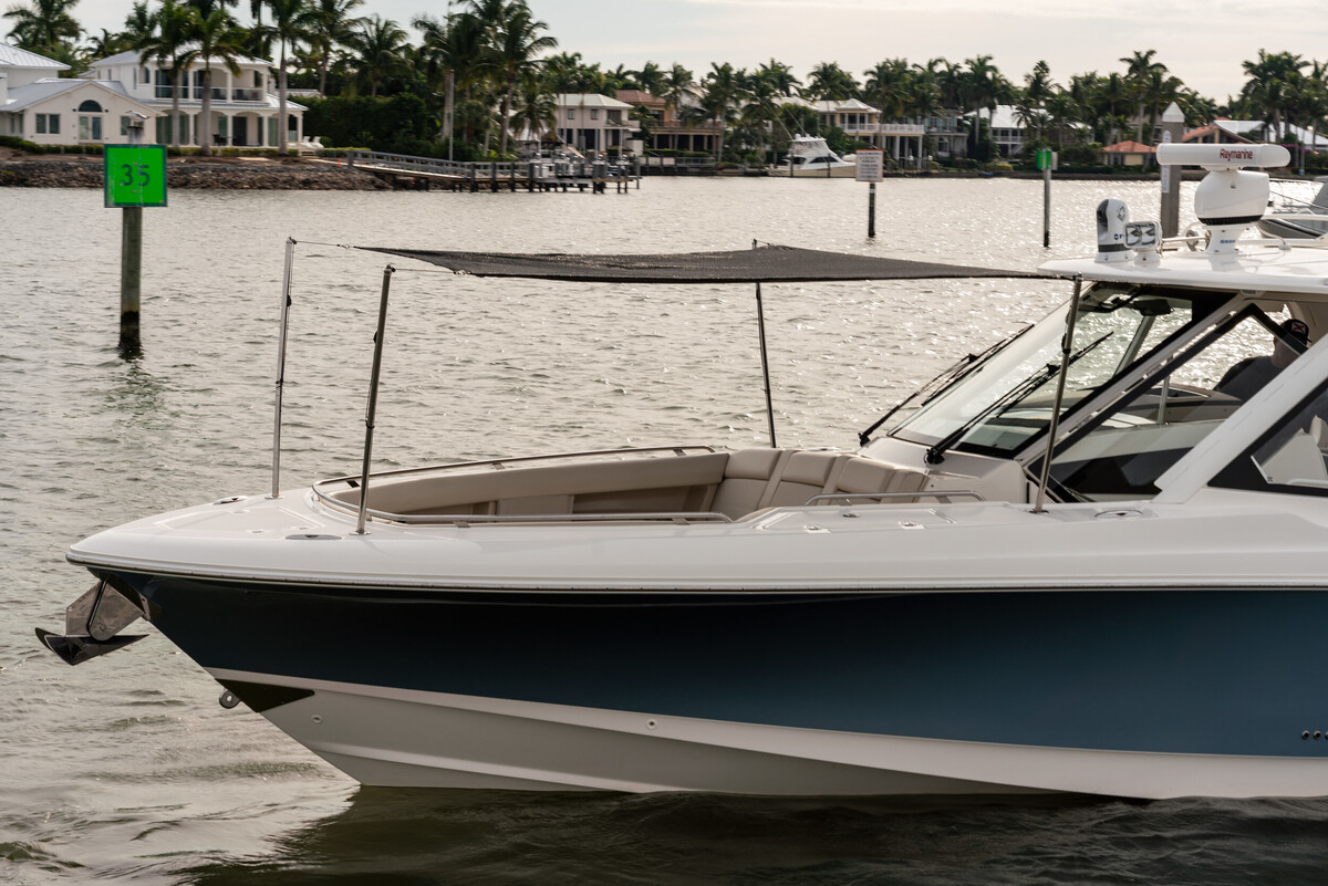 Boston Whaler 380 Realm — foto 14 van 32