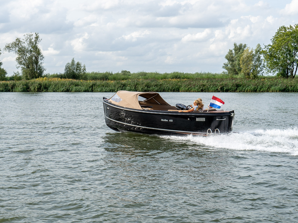 Maxima Boats 650 Flying Lounge — foto 16 van 16