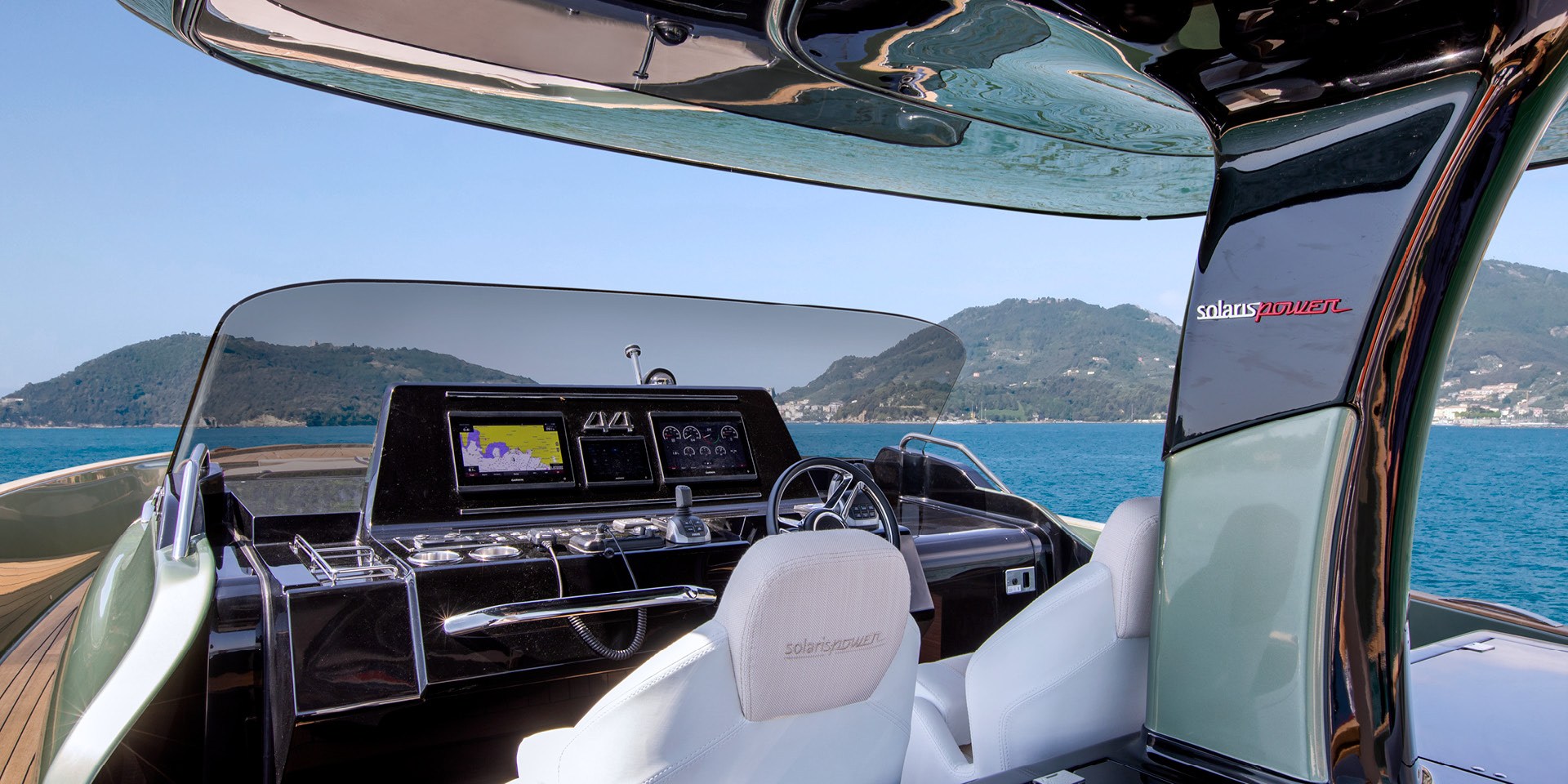 Solaris Power 44 Open — foto 10 van 11