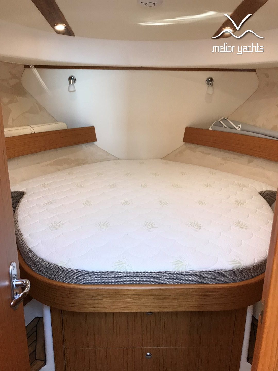 Saga 385 — foto 22 van 39