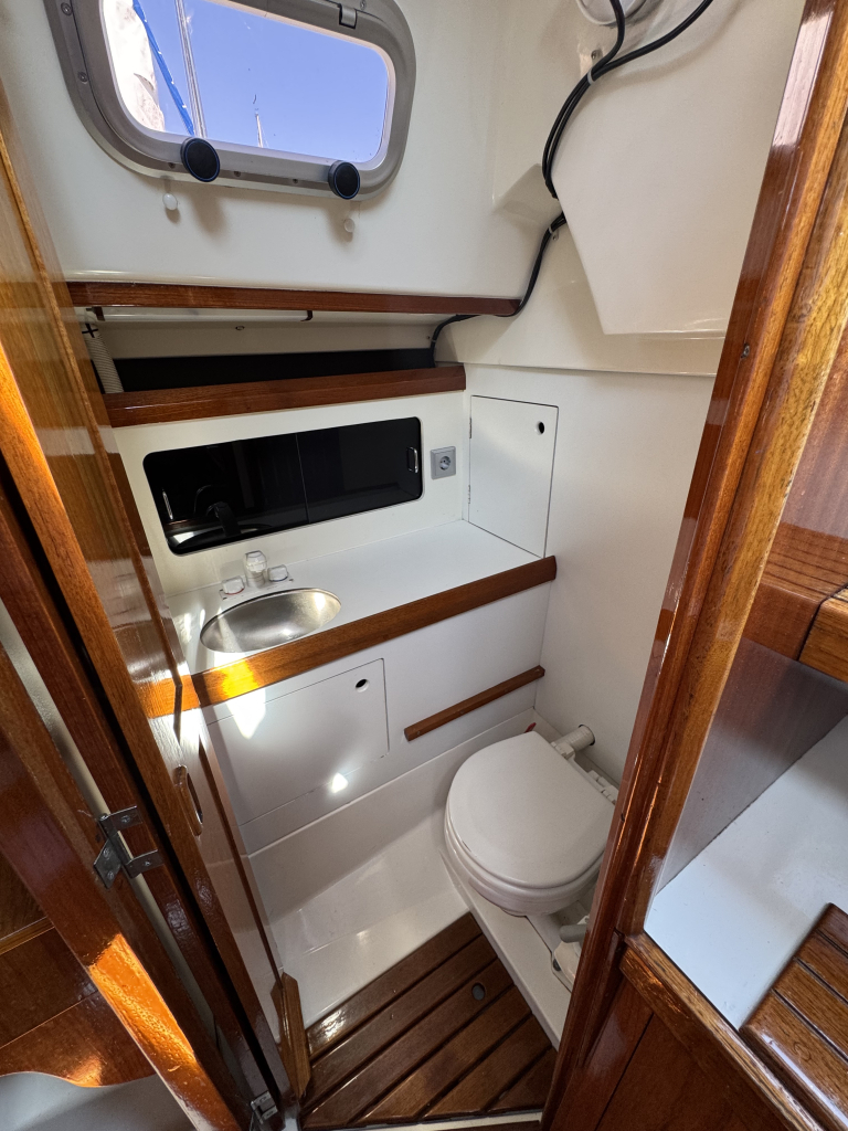 Hunter 28.5 — foto 19 van 44