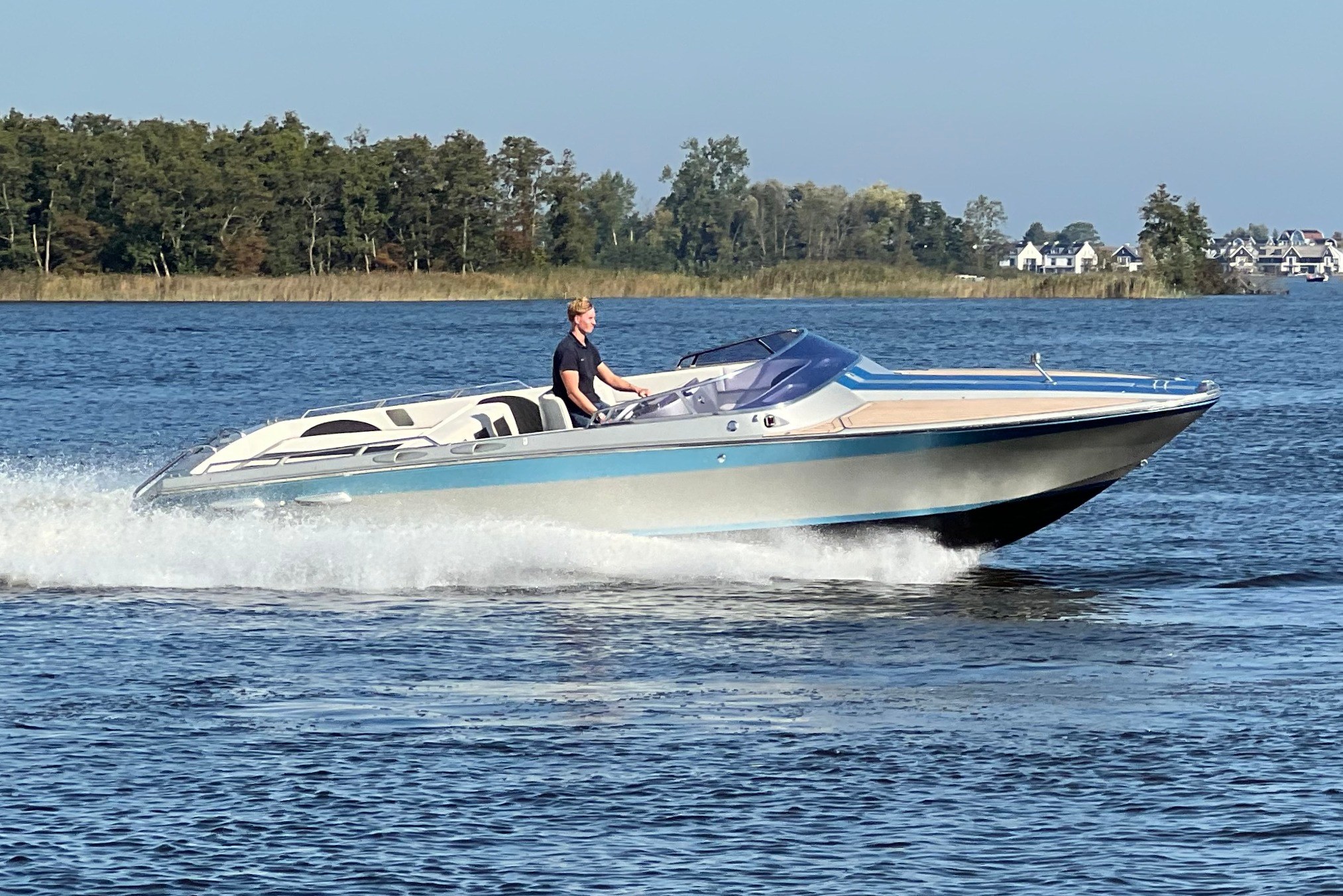 Monte Carlo Offshorer 30 — foto 1 van 32