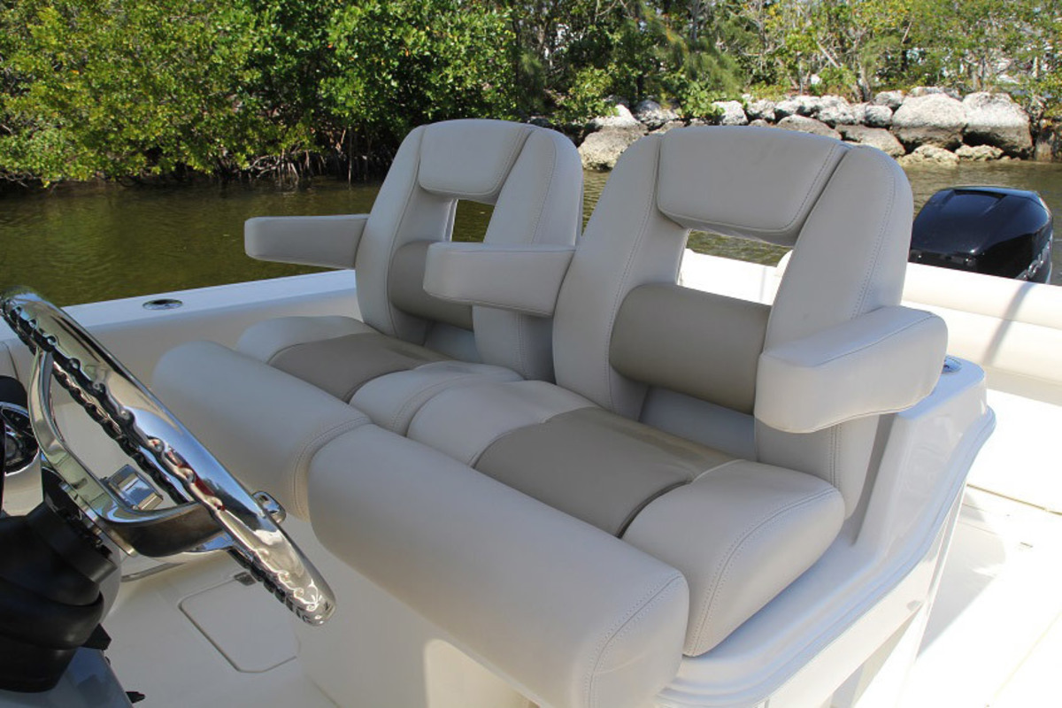 Boston Whaler 280 Outrage — foto 14 van 20