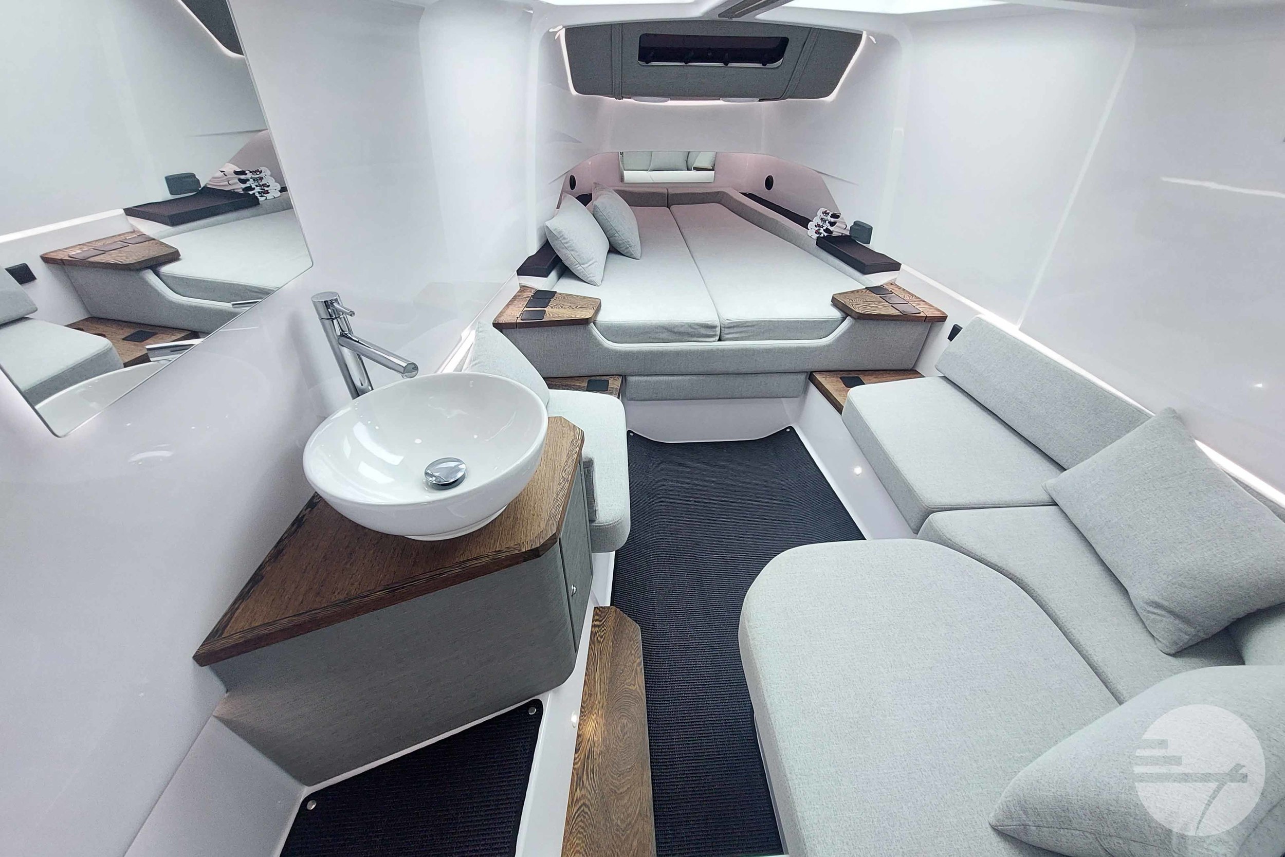 Axopar 37 XC Cross Cabin — foto 6 van 40