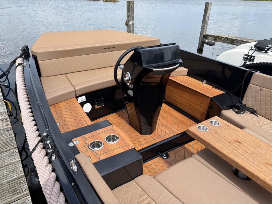 Corsiva 650 tender occasion Suzuki 30pk — foto 4 van 10