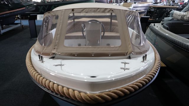 Corsiva  500 tender met 30 Pk DIRECT VAREN — foto 5 van 10