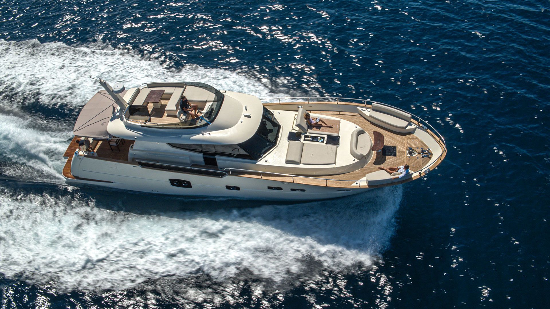 Monachus 70 Fly