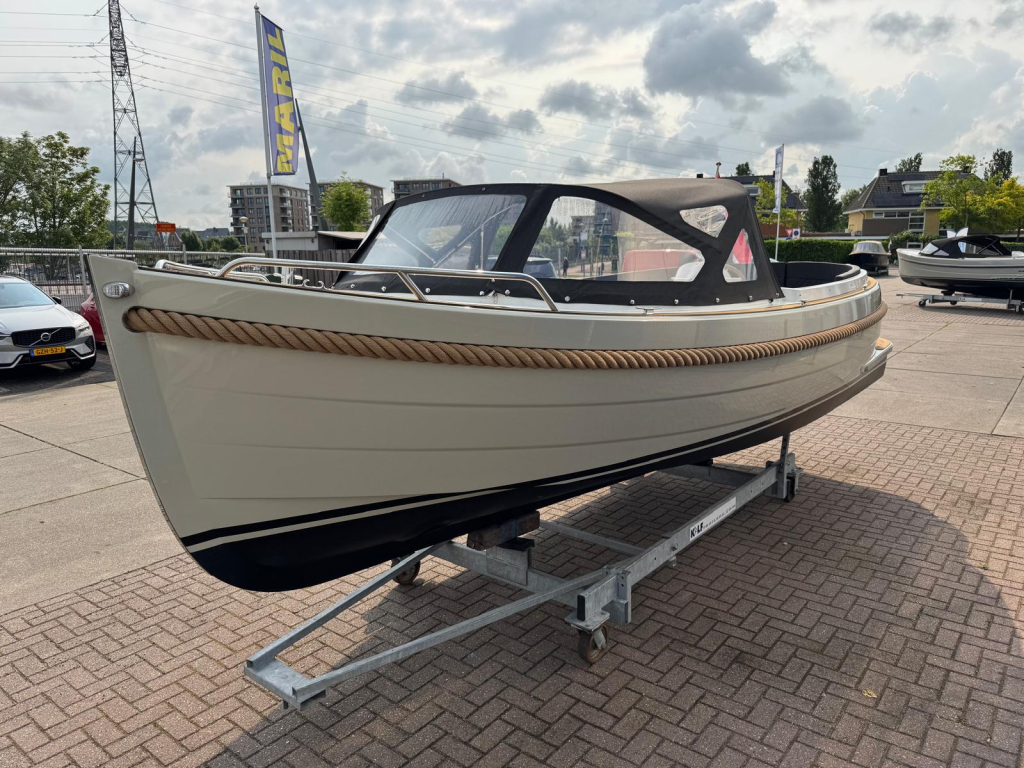 Maril 6Nxt met Vetus 42 pk — foto 4 van 23