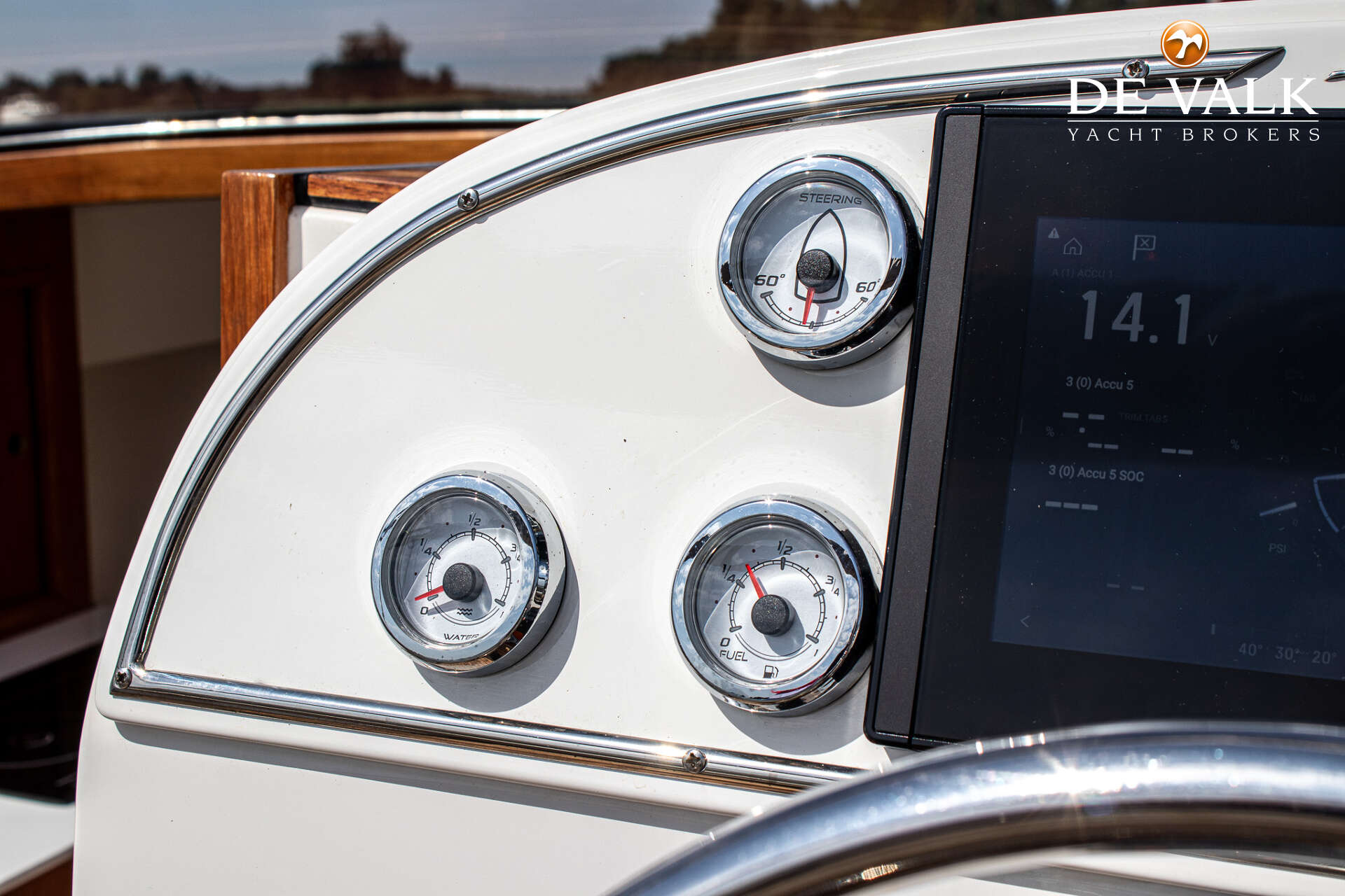 Long Island 33 Runabout — foto 16 van 43