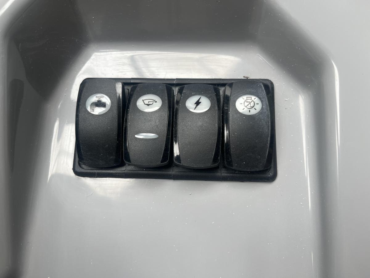 Jeanneau Cap Camarat 6.5 Center Console — foto 15 van 19
