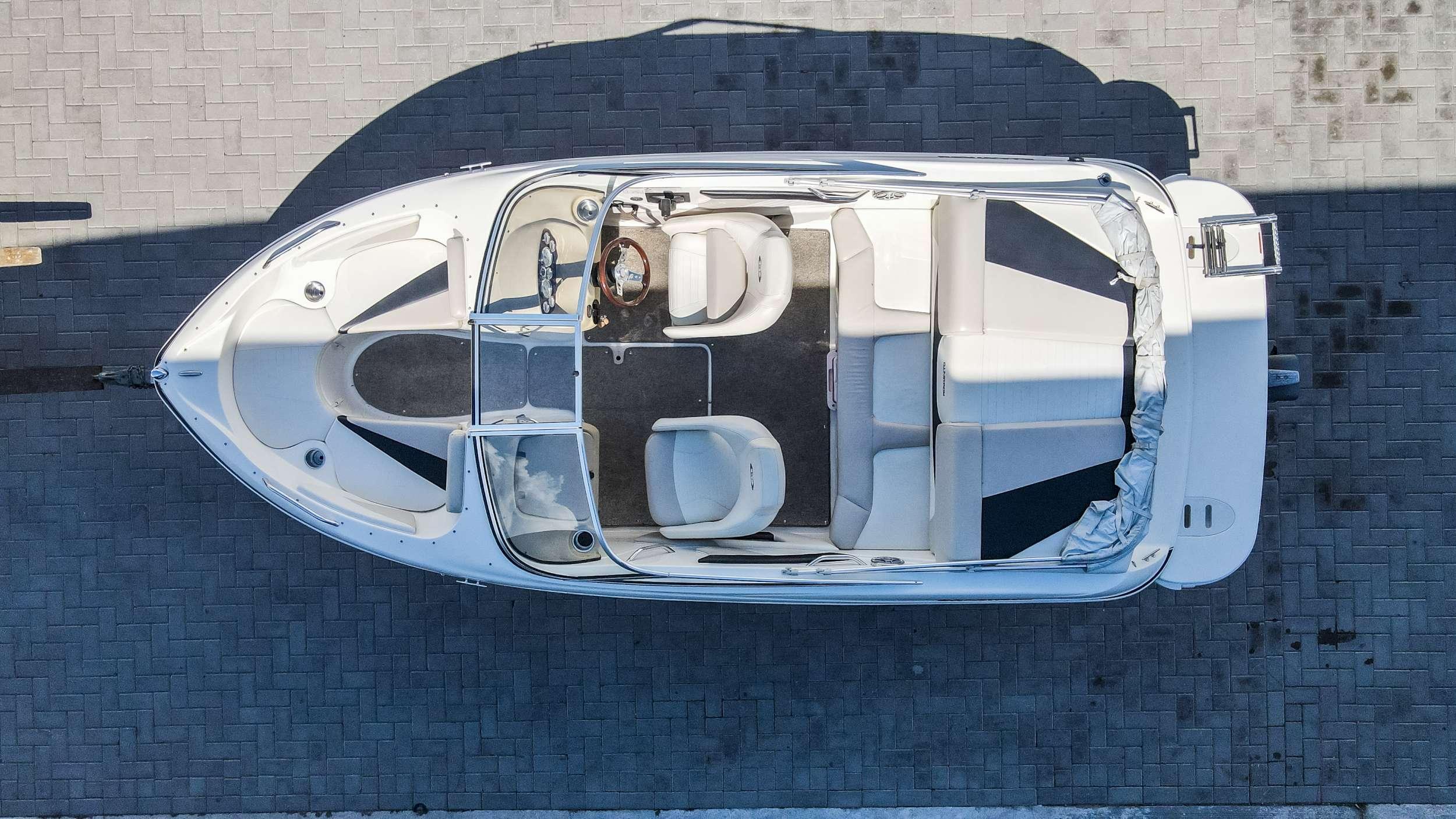 Glastron GT 185 — foto 16 van 29