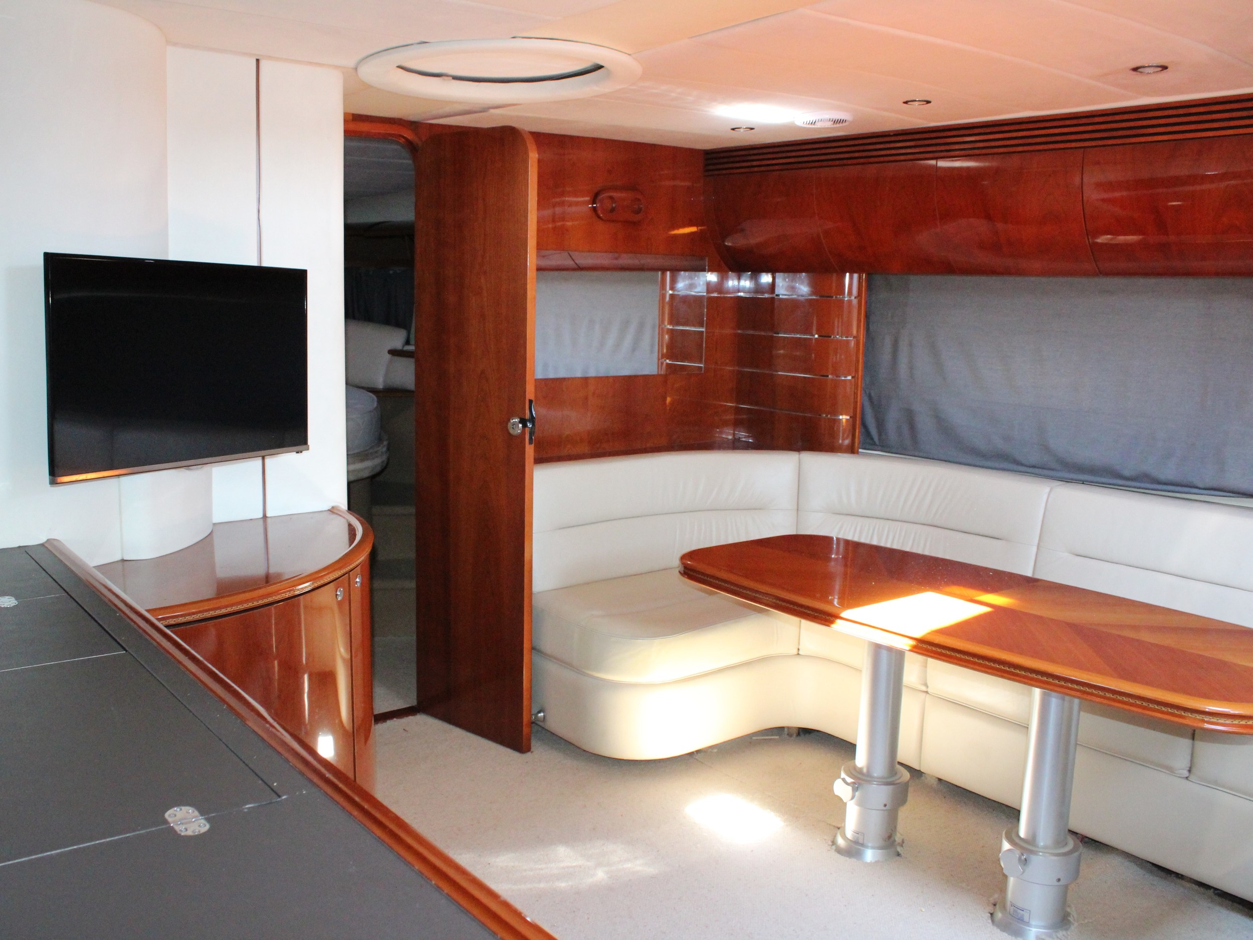 Princess V50 — foto 11 van 20
