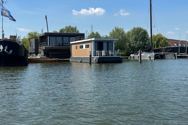 Vamos 46 Houseboat Met Ligplaats Beschikbaar — foto 3 van 29