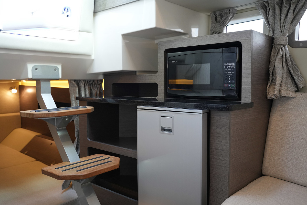 Sea Ray Sundancer 290 — foto 31 van 46