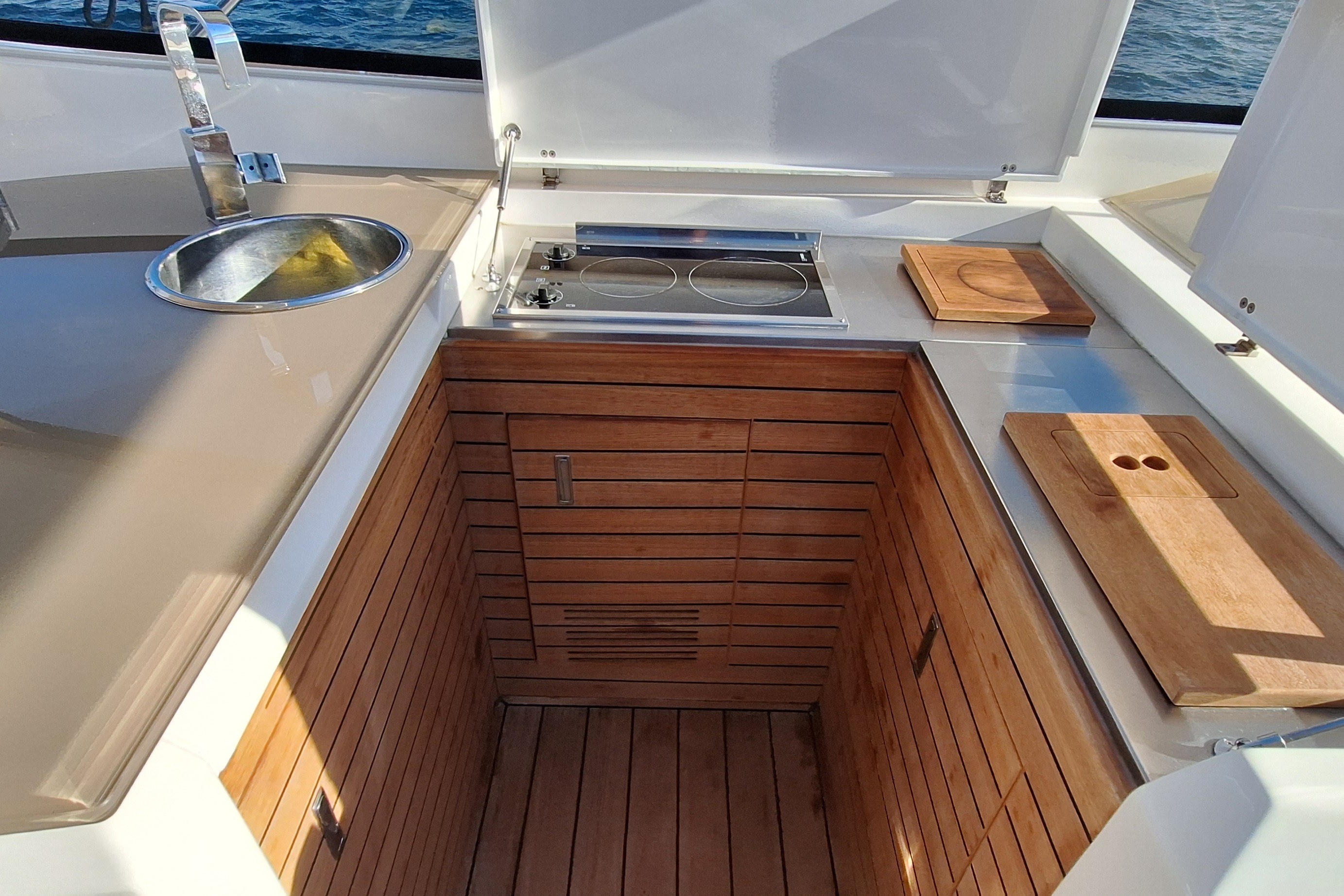 Sessa Marine C52 — foto 36 van 77