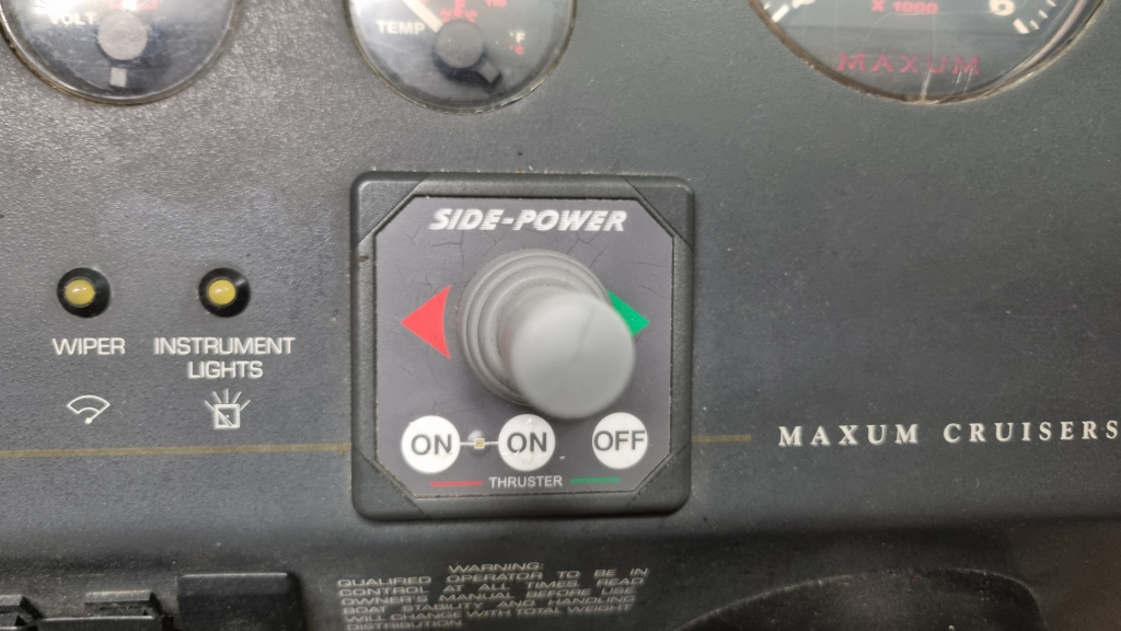 Maxum 2300SCR met trailer (in bijzonder nette staat!) — foto 11 van 39
