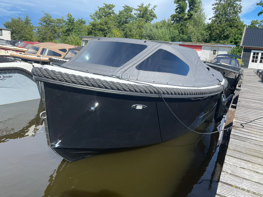 Corsiva 650 Tender zwart wit DEMO — foto 3 van 4
