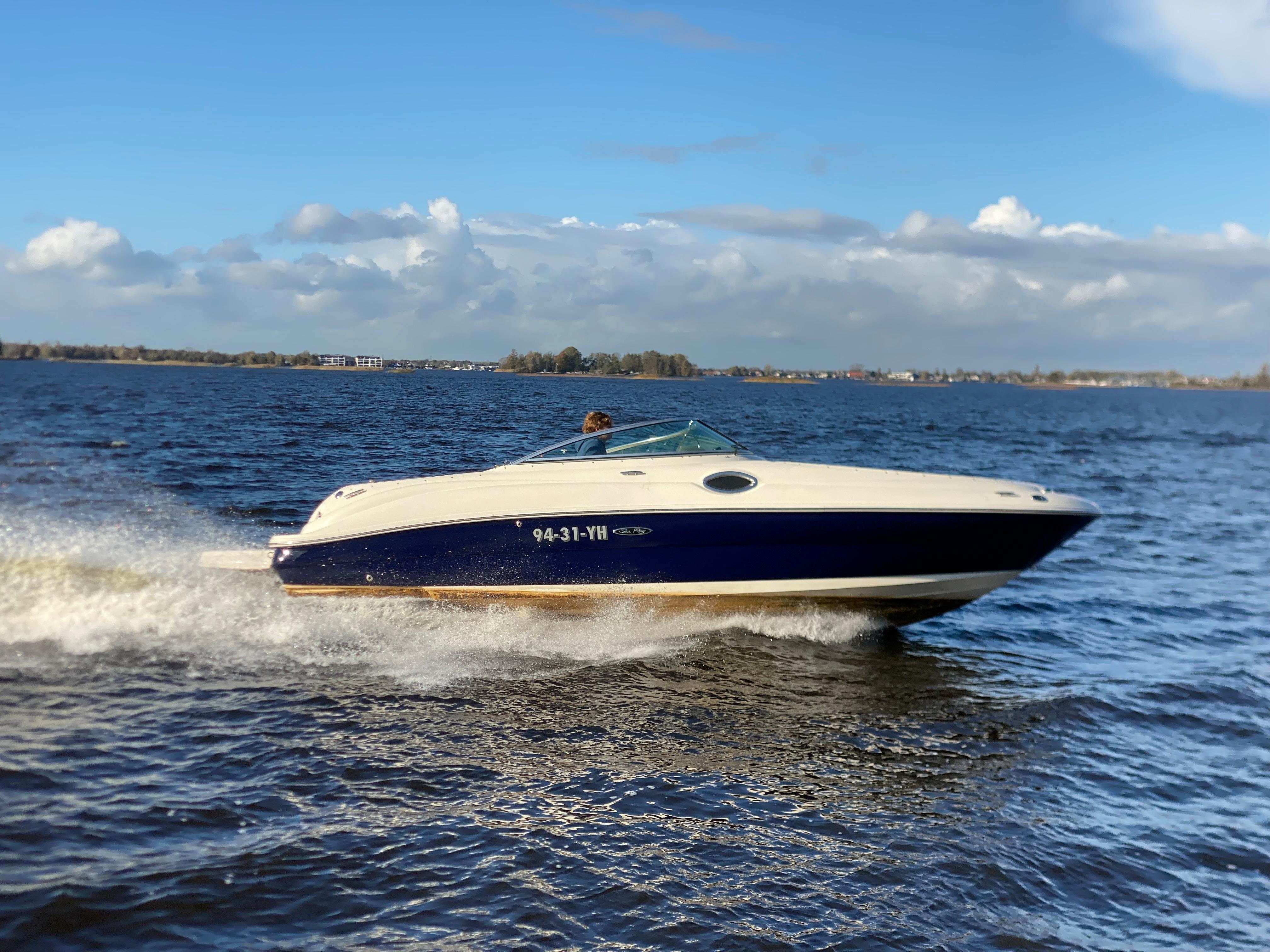 Sea Ray 240 Sundeck - Foto 8
