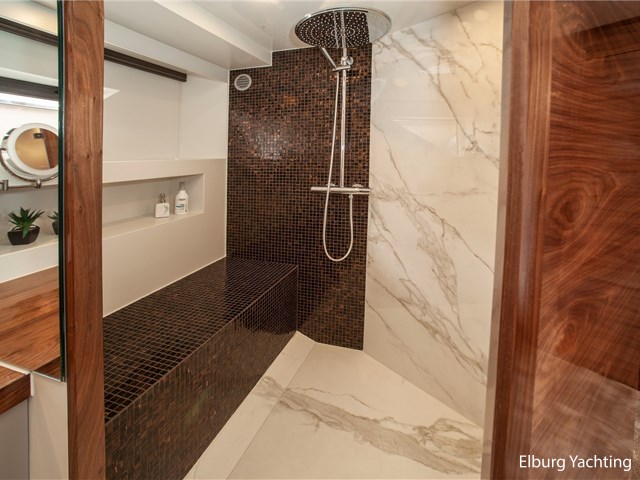 Van den Hoven Executive 2100 — foto 25 van 45