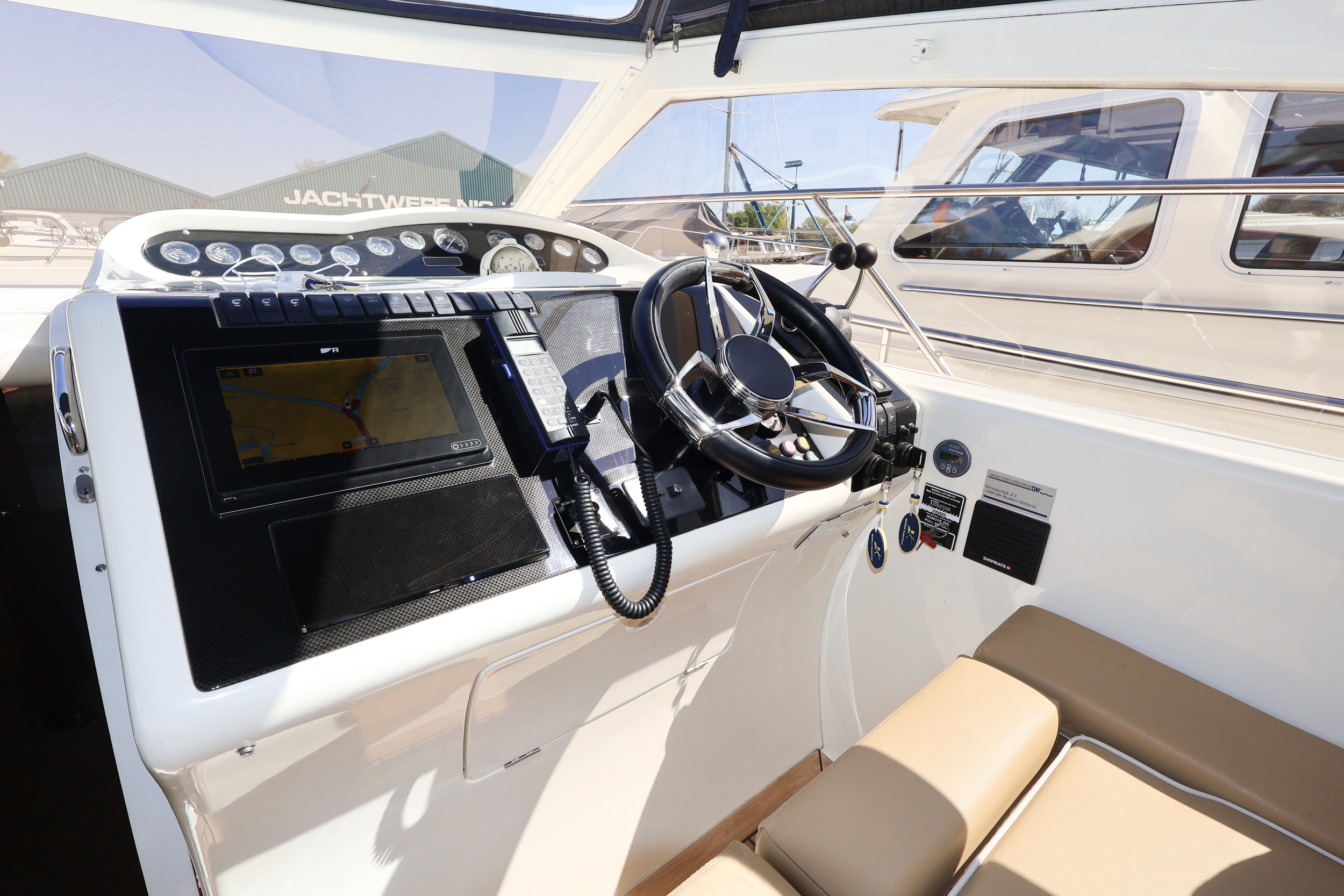 Princess V42 — foto 4 van 42