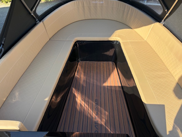 OP BESTELLING LEVERBAAR!! Coastliner 598 met Tohatsu 20 PK — foto 8 van 22