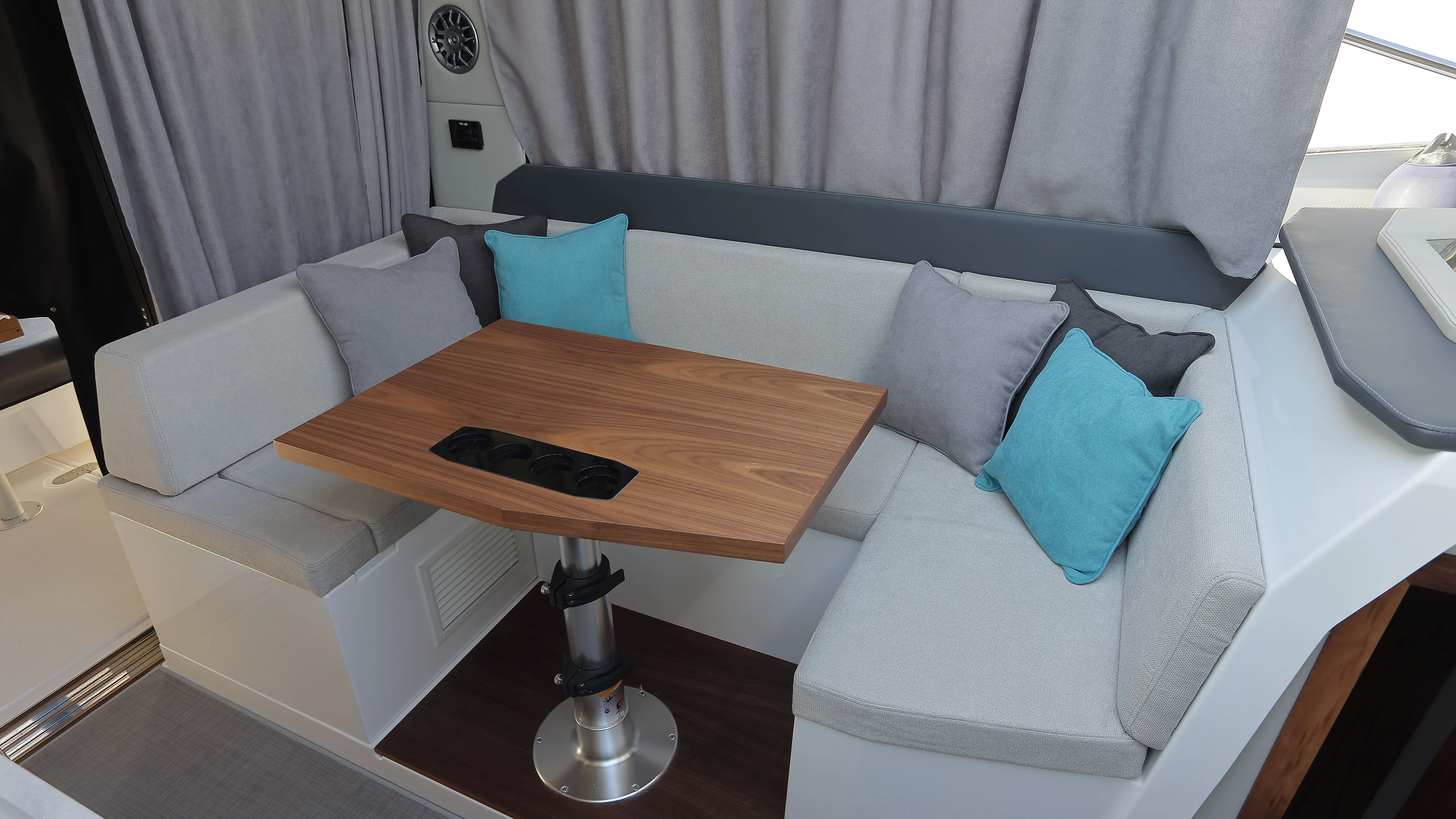 Karnic S37-X — foto 18 van 33