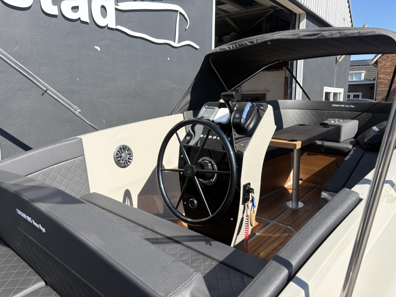 Corsiva 605 Tender  | 115 pk Suzuki — foto 3 van 12