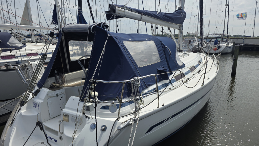 Bavaria  36 Cruiser — foto 3 van 38