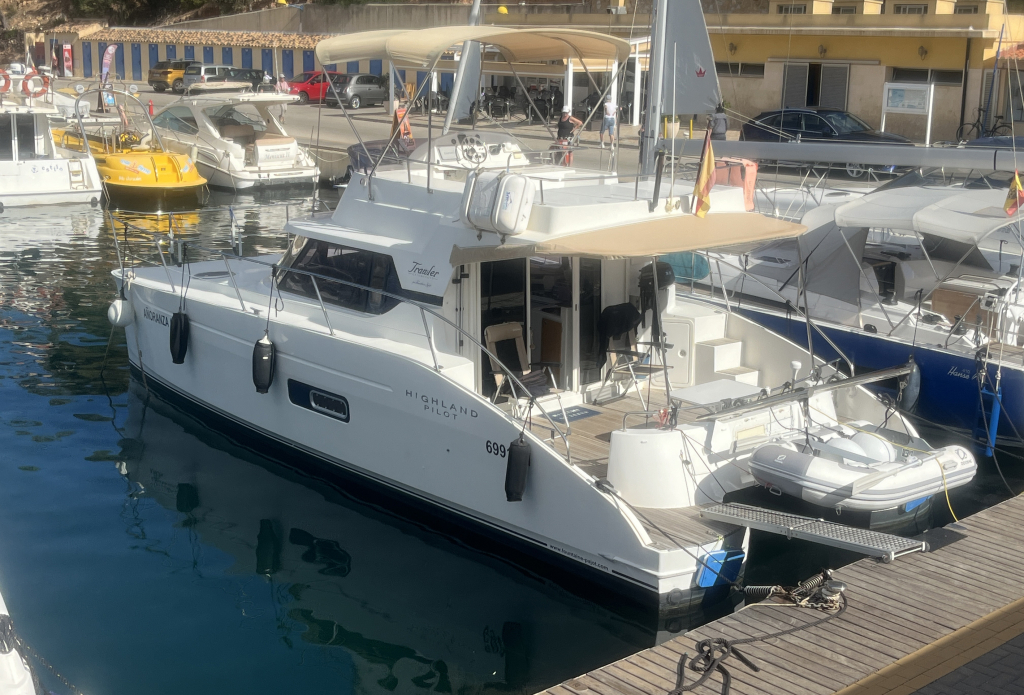 Fountaine Pajot Highland 35 — foto 1 van 43