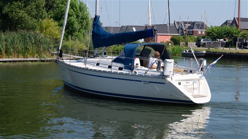 Bavaria 320 Sportline (1991) — foto 5 van 12