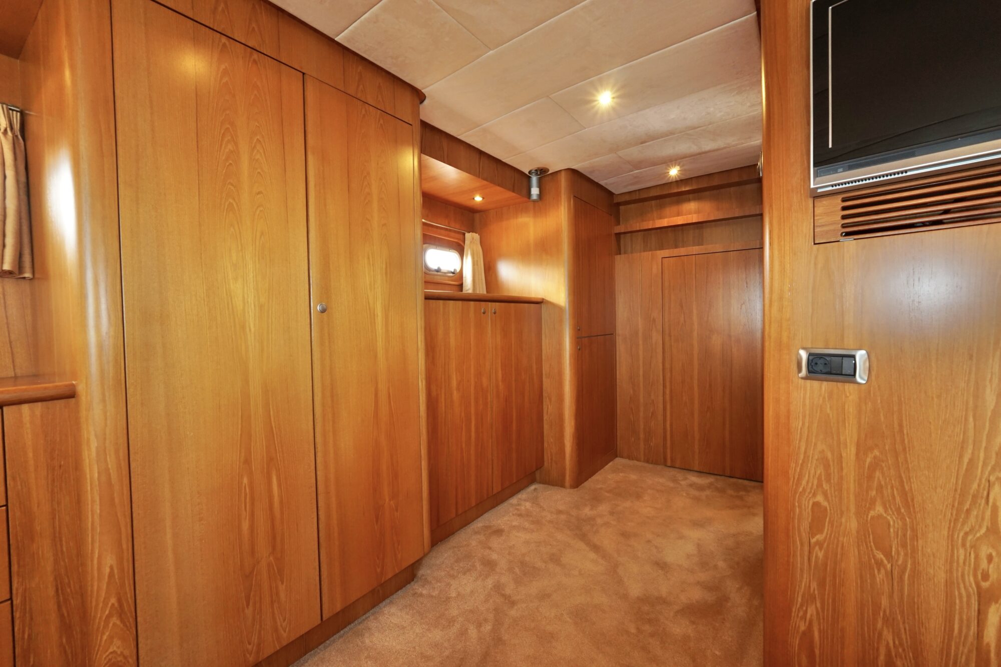 Van den Hoven Exclusive 18.00 VS — foto 65 van 104