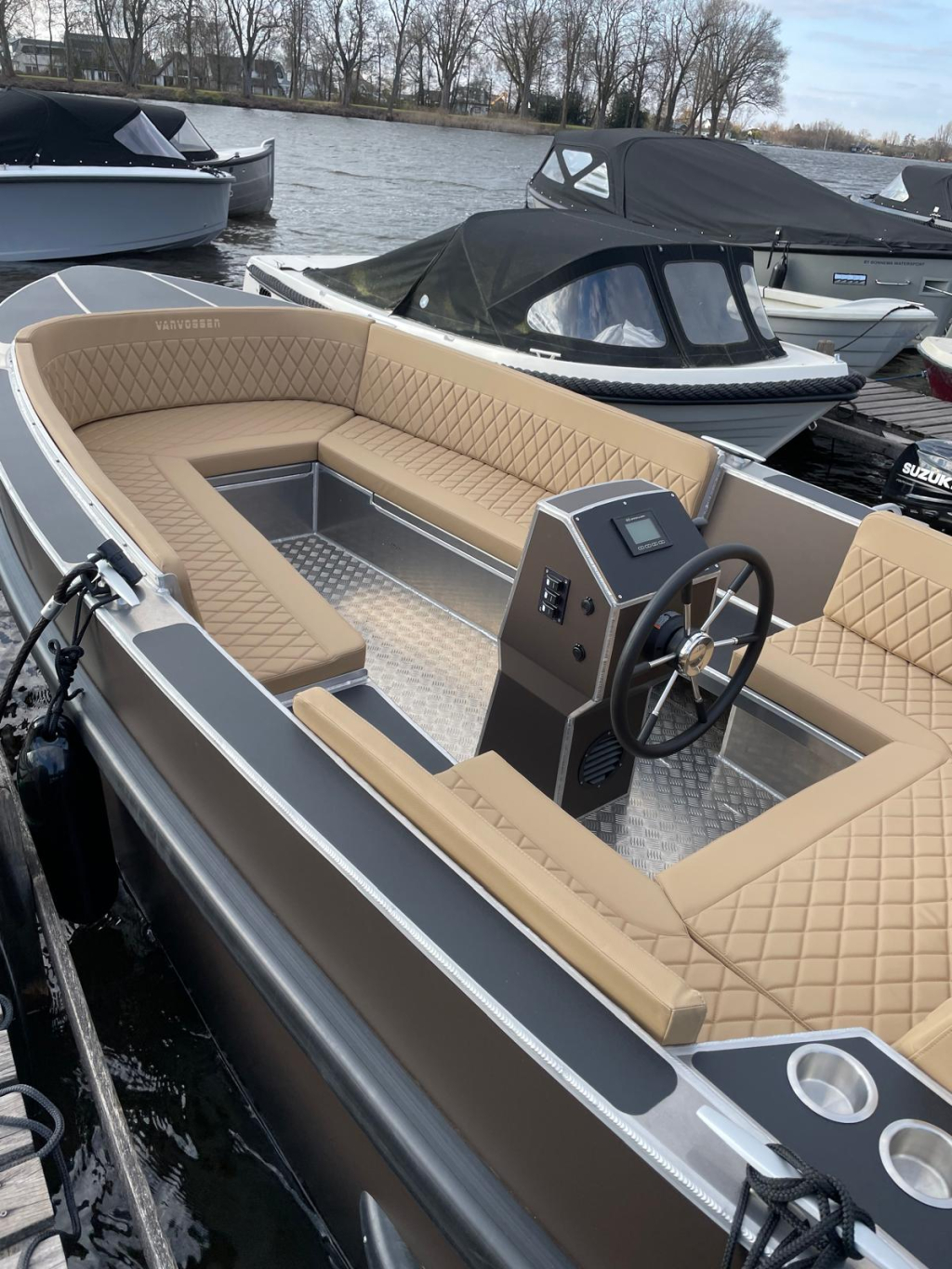 Mooie elektrische aluminium tender Vanvossen 650 — foto 7 van 7