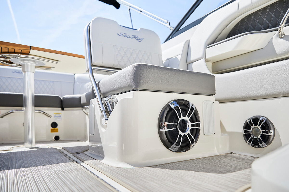 Sea Ray SLX 250 — foto 11 van 17