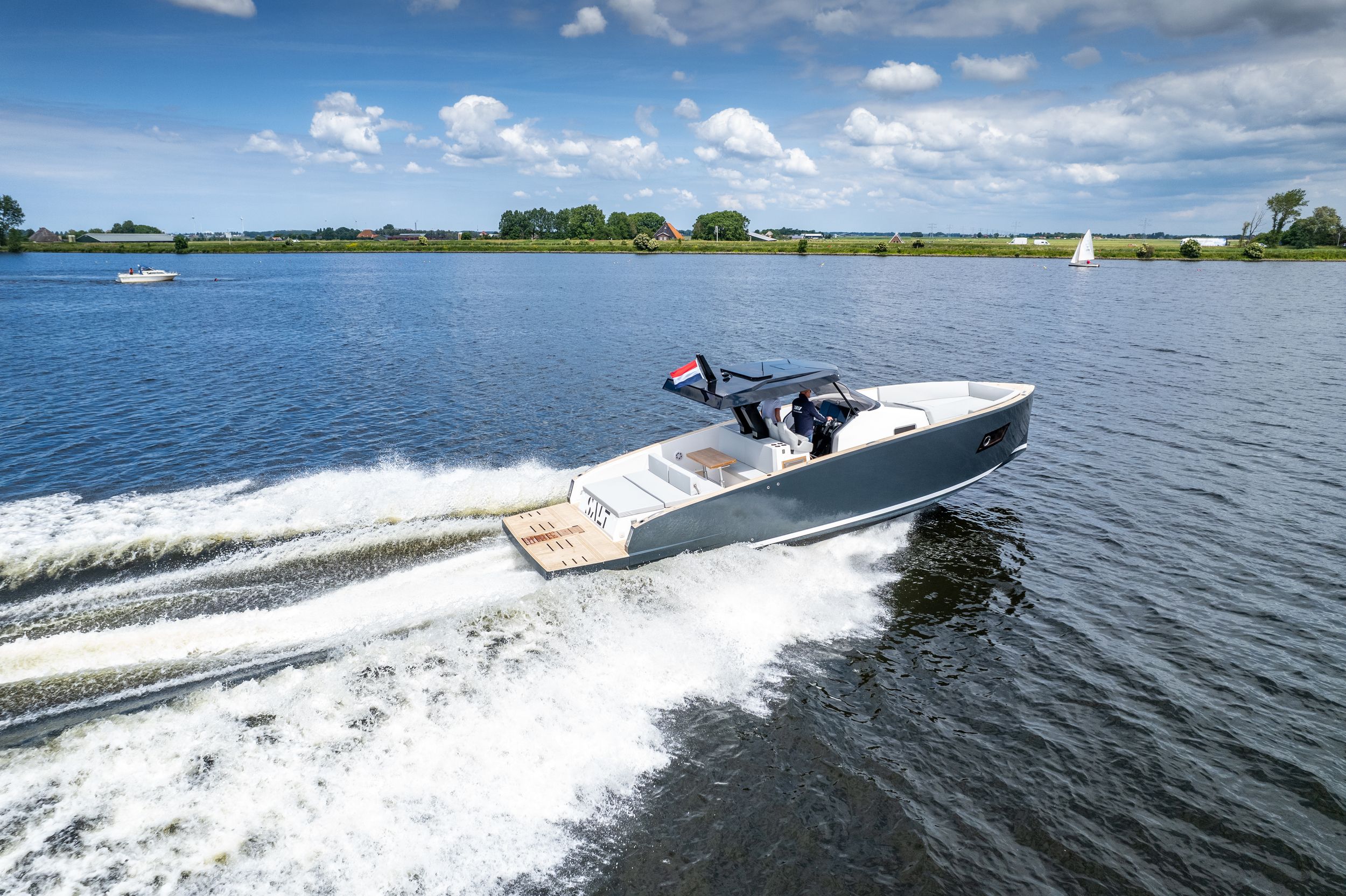 Tesoro T40 Inboard — foto 6 van 9