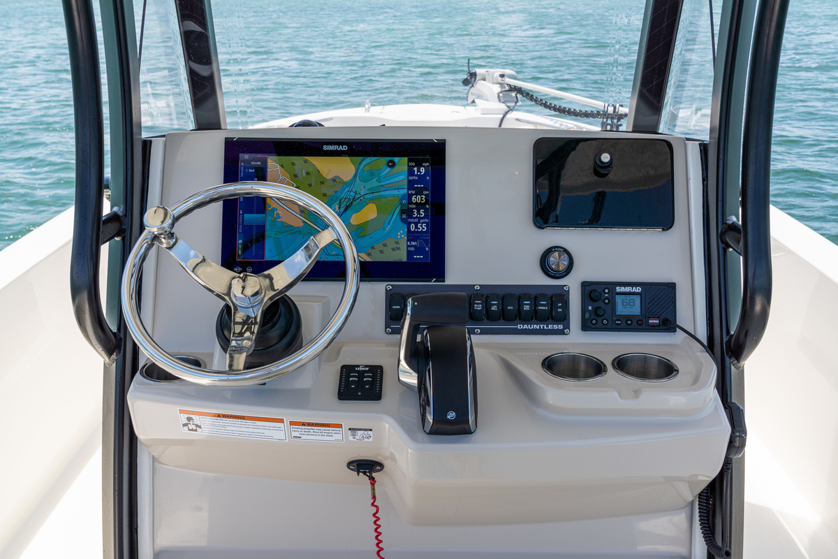 Boston Whaler 280 Dauntless — foto 10 van 22