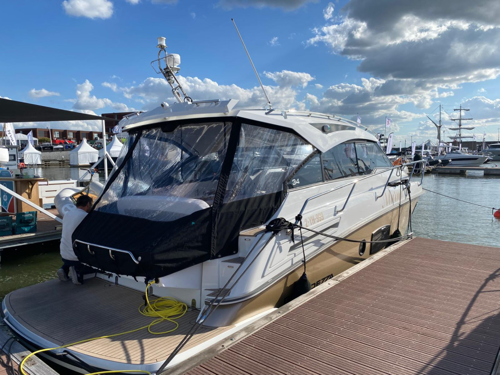 Grandezza 34 OC – 2024 | Volvo Penta D6-380 DPI | Full Options | < 200 vaaruren — foto 11 van 29