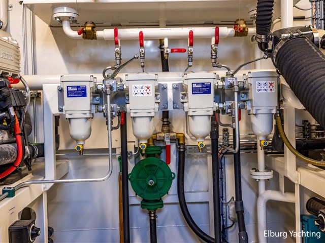 Van den Hoven Executive 18.50 - Stabilizers — foto 84 van 100