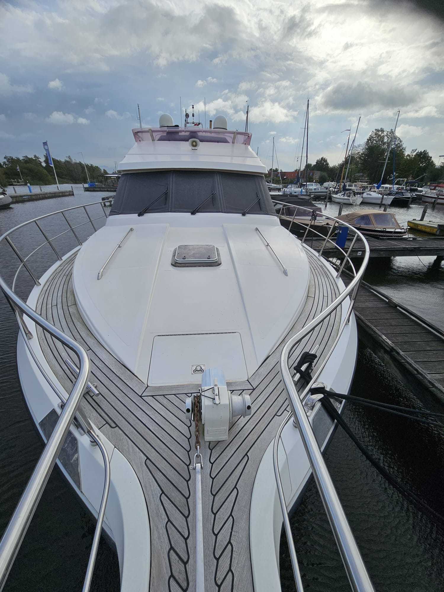 President 56 New Line — foto 6 van 84
