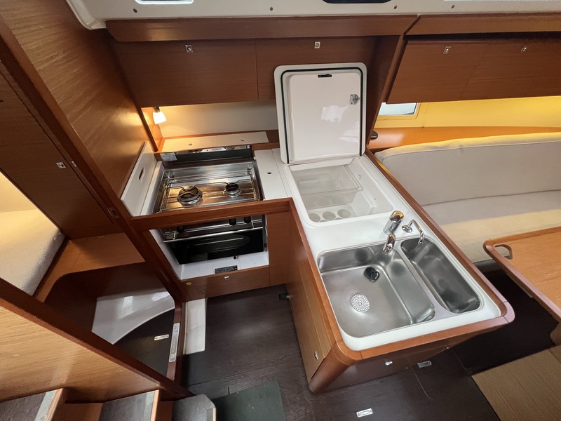 Dufour 360 GL — foto 18 van 46