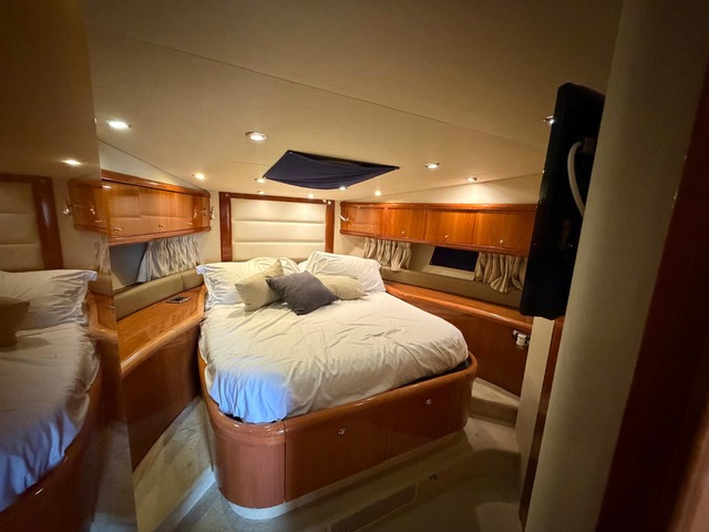 Sunseeker 53 Portofino - BluYachting — foto 11 van 12