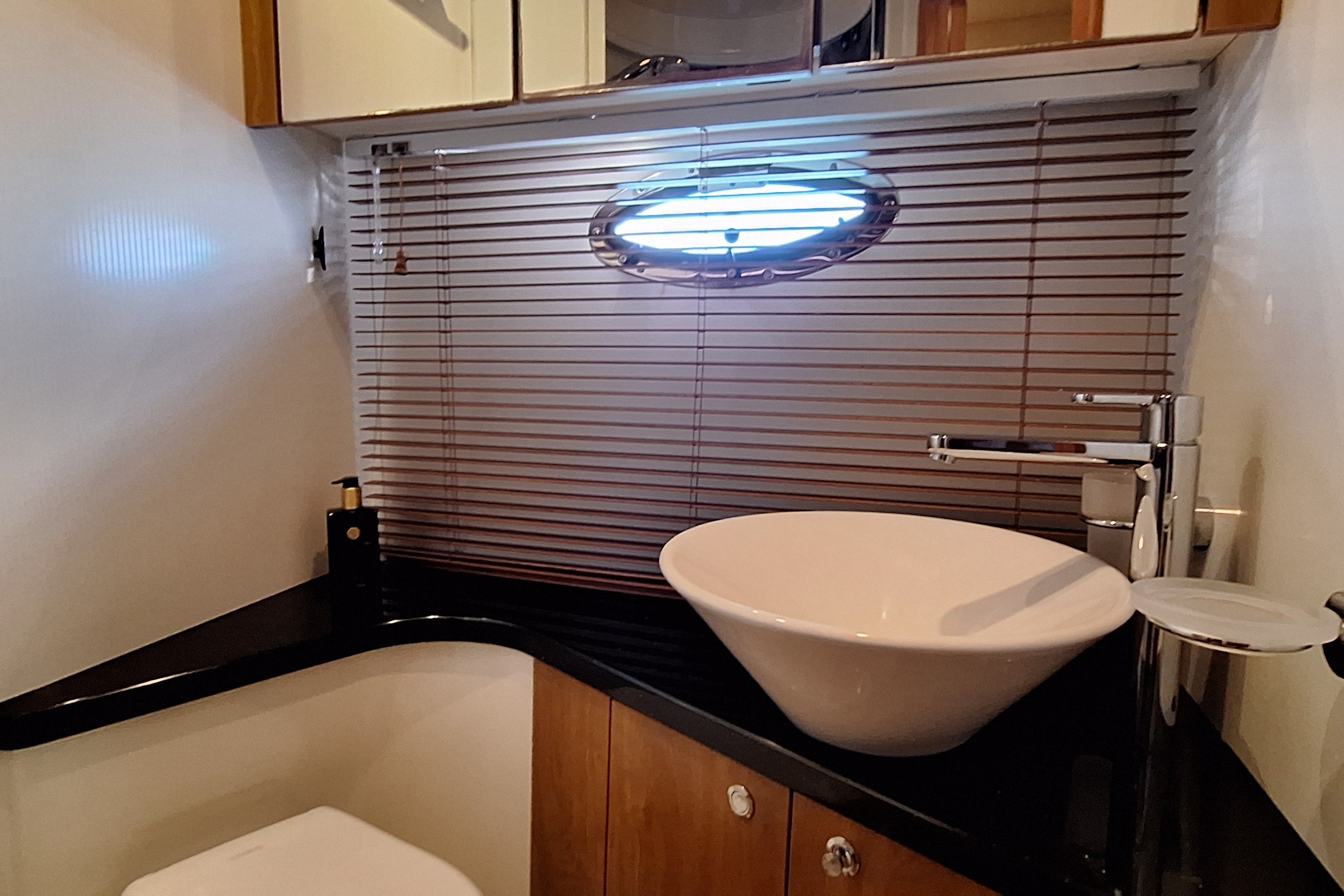 Sunseeker Portofino 47 — foto 84 van 92